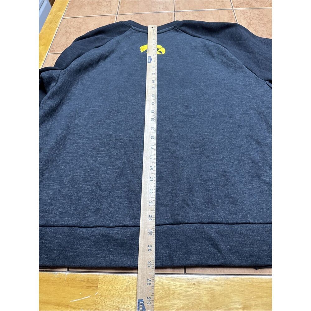 Vintage Nike Team Iowa Hawkeyes  Swoosh Crewnck Black Grey Sz XL Kangaroo Pocket - Picture 9 of 10
